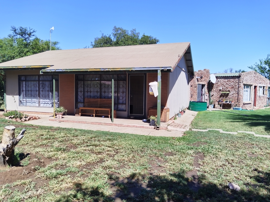 4 Bedroom Property for Sale in Christiana North West